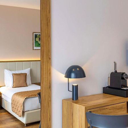 Movenpick Resort And Spa Fruske Terme Vrdnik Bagian luar foto