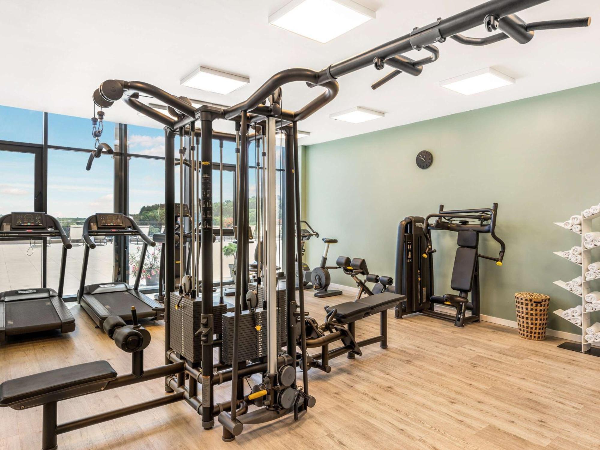 Movenpick Resort And Spa Fruske Terme Vrdnik Bagian luar foto
