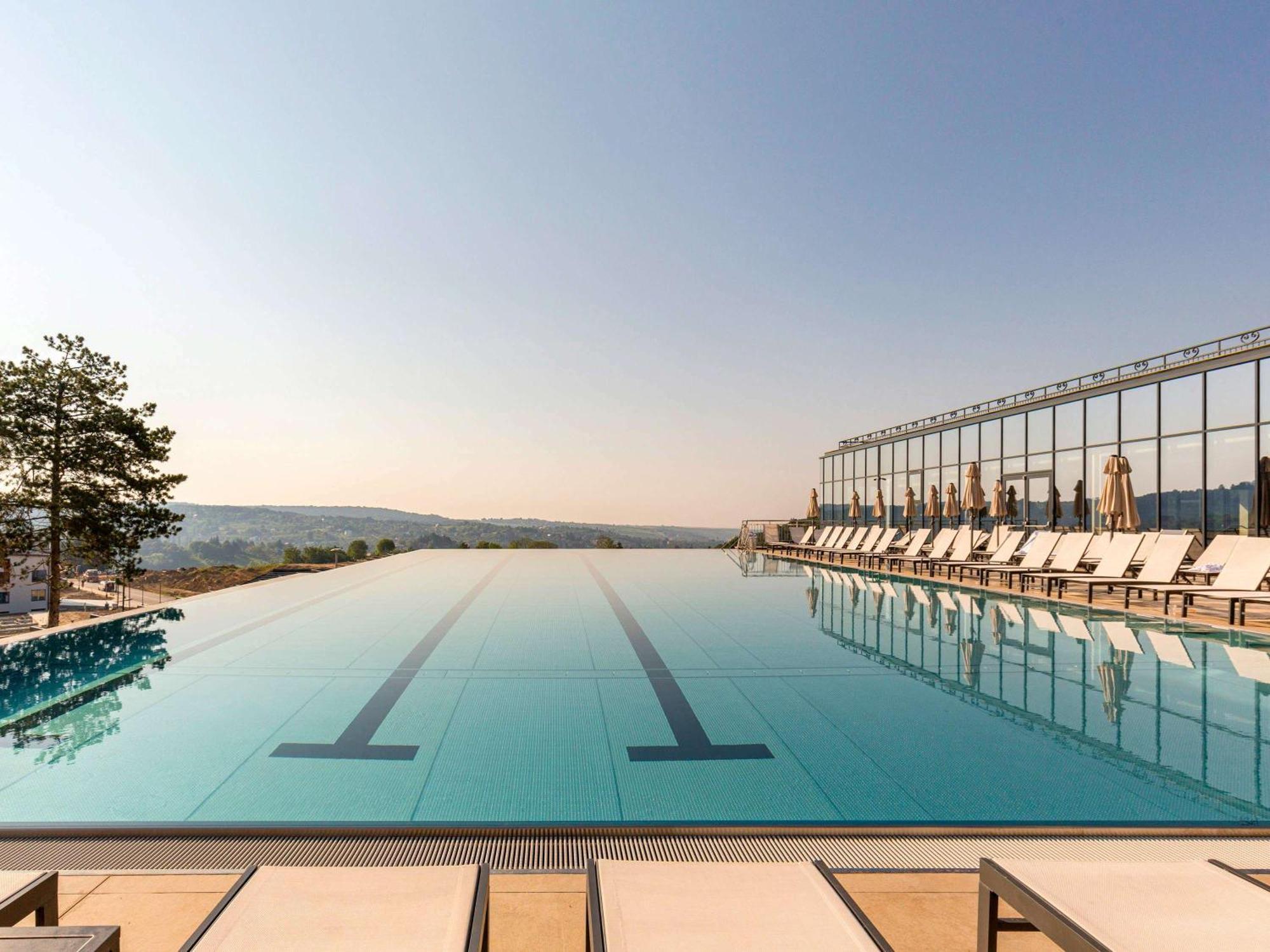 Movenpick Resort And Spa Fruske Terme Vrdnik Bagian luar foto